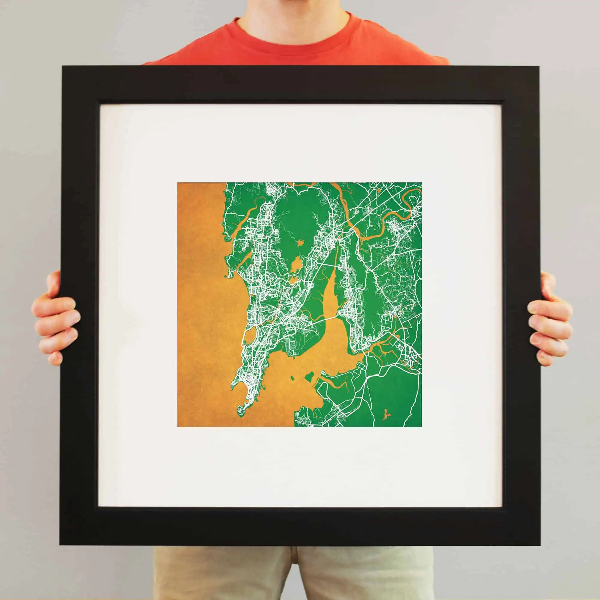 Detailed map of a city featuring streets, waterways, and green spaces, suitable for travel planning and geographic reference.